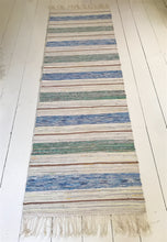 Load image into Gallery viewer, Cream & Green vintage runner