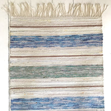Load image into Gallery viewer, Cream & Green vintage runner