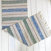 Load image into Gallery viewer, Cream & Green vintage runner