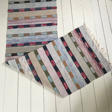 Load image into Gallery viewer, Country Rose Vintage Runner